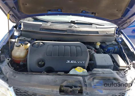 2015 Dodge Journey Sxt z USA, uszkodzony, nr VIN 3C4PDCBGXFT742612